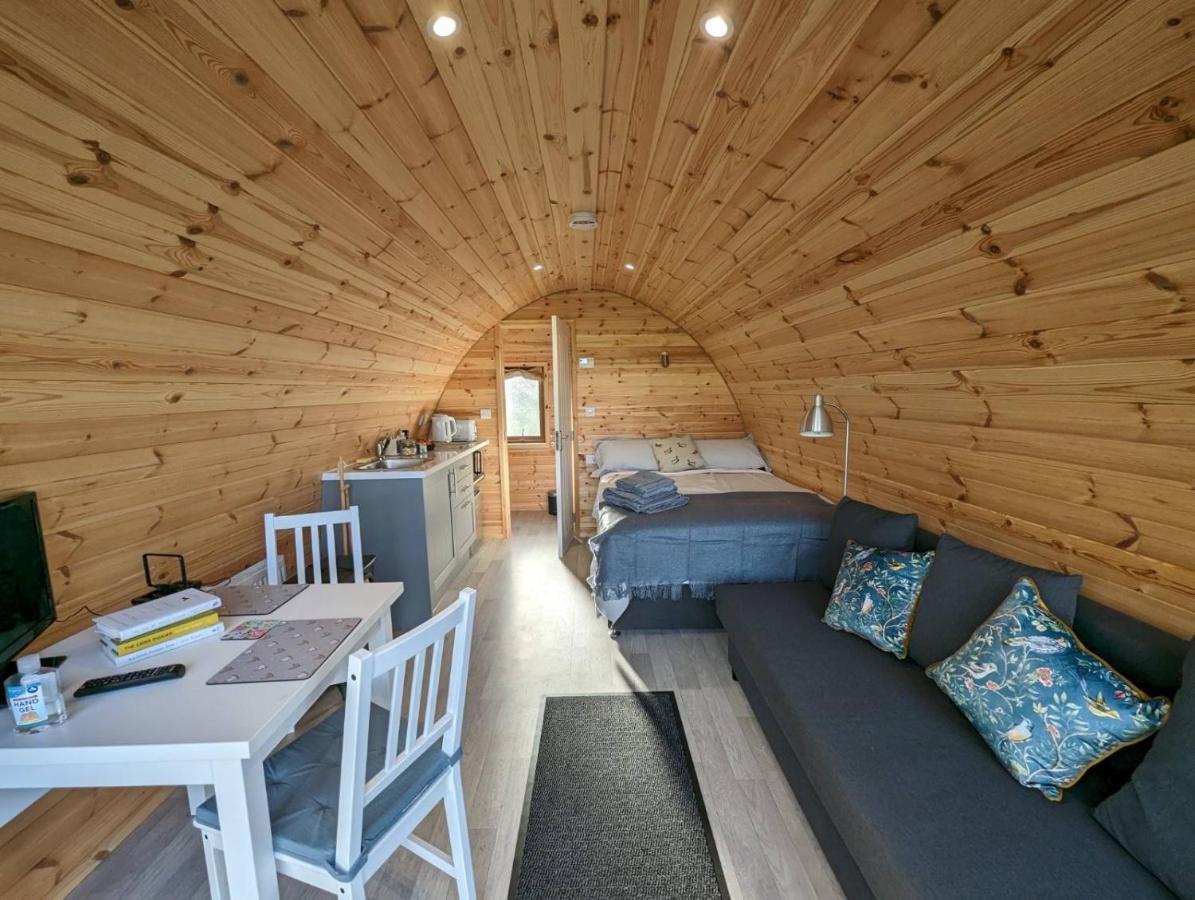 Отель Orchard Luxe Glamping Pod Данганнон Экстерьер фото